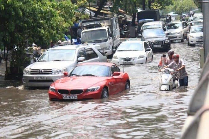 Thủy kích là nỗi ám ảnh đối với hầu hết người sở hữu ô tô 1